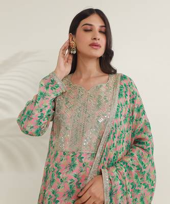 Green viscose chinon straight kurta sets 3