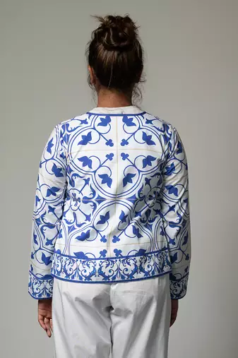 Azulejos white & blue shacket