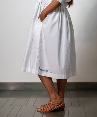 Minimalist white gathered dress 4