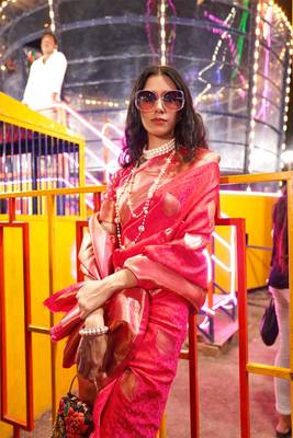 hotpink silk blend blend jacquard woven saree with blouse 2