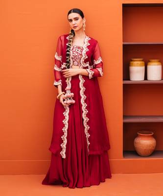 Red silk embroidery skirt set 1