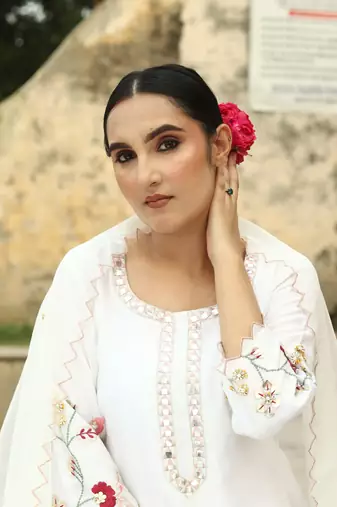 Siya - Ivory Suit Set - Limited Edition