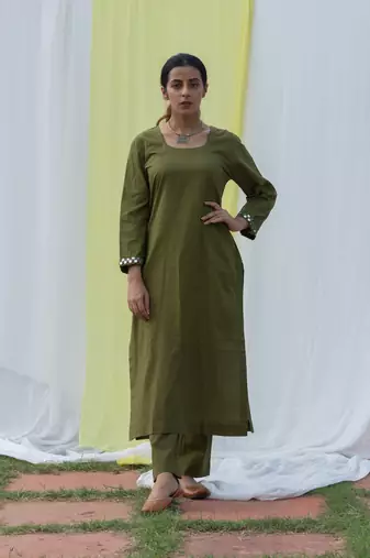 Cape suit - olive green suit set