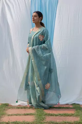 Lotus - powder blue suit set