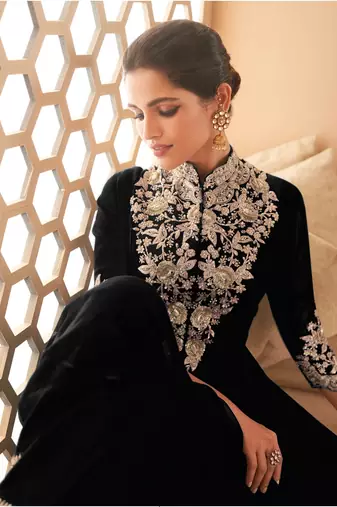 BLACK GEORGETTE EMBROIDERED ANARKALI STYLE SALWAR KAMEEZ