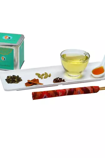Two & a Bud Kashmiri Kahwa Green Tea | Natural Whole Leaf Tea | Boosts Immunity