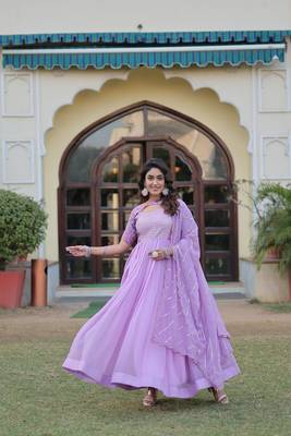 PREMIUM DESIGNER READYMADE GOWN WITH DUPPTA 1