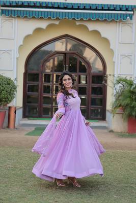 PREMIUM DESIGNER READYMADE GOWN WITH DUPPTA 6