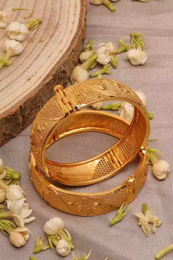 Traditional Gold-Plated Alloy Bangles Set