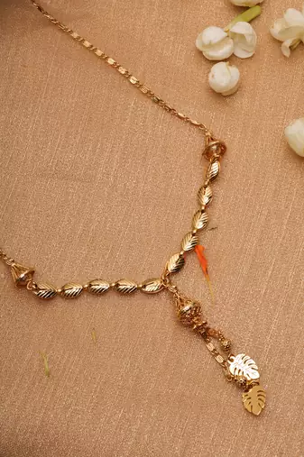 Necklace with Leaf Accent