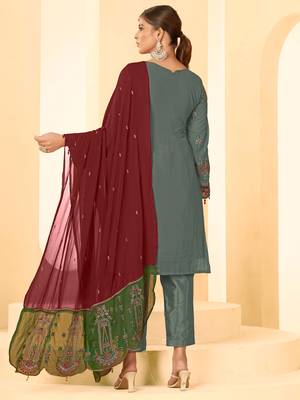 Grey georgette zari embroidered semi-stitched pakistani trouser suit 2