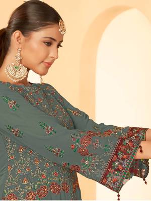 Grey georgette zari embroidered semi-stitched pakistani trouser suit 3