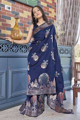 Beige Banarasi silk blend Woven Design Saree With Blouse Piece 2