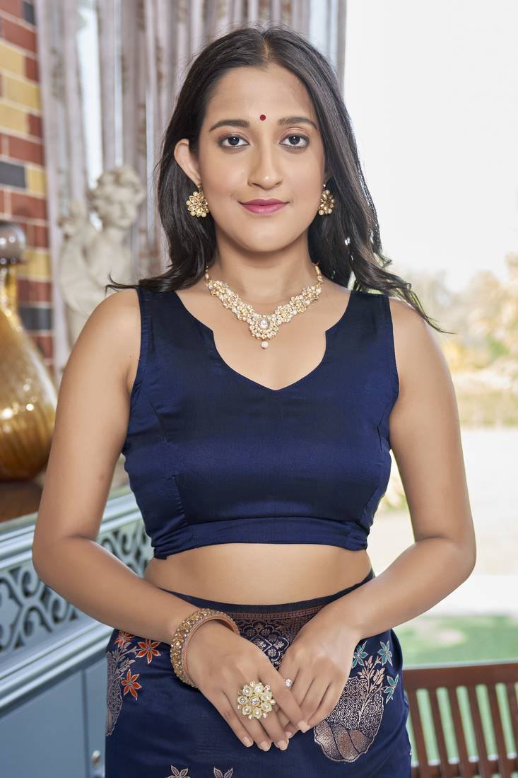 Beige Banarasi silk blend Woven Design Saree With Blouse Piece