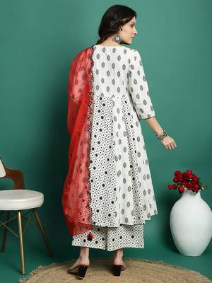 Women white color embroidery a-line kurta palazzo with dupatta set 3