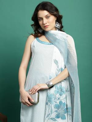 Women whie color embroidery cut sleeve kurta palazzo with dupatta set 4