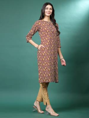 Women brown printed kurta pant set 2