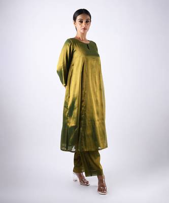 Handwoven green a line kurta set 2