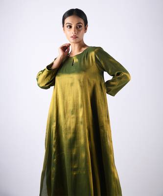 Handwoven green a line kurta set 3