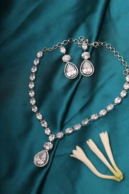 Classic American Diamond Long Necklace Set 1