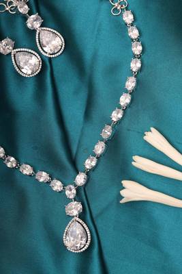 Classic American Diamond Long Necklace Set 2