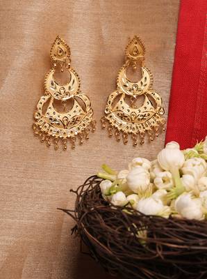 Cream Triangle Necklace with Cut-Out Design & Gold Detailing 1