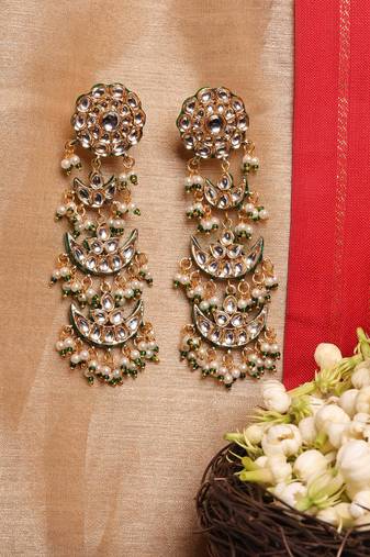 Kundan Earrings with Flower and Moon Design