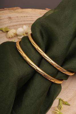 Elegant Antique Gold-Plated Bangles with Intricate Detailing 1