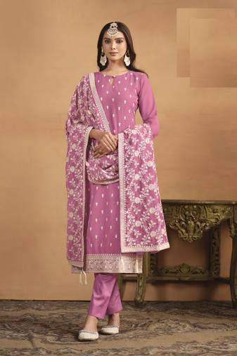 BABY PINK GEORGETTE EMBROIDERED SALWAR KAMEEZ