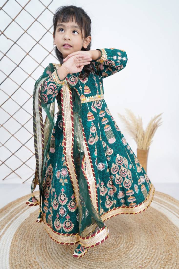 Green Embroidary Anarkali