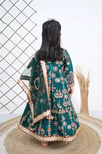 Green Embroidary Anarkali
