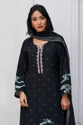 Black bemberg silk salwar suit with chinon silk dupatta