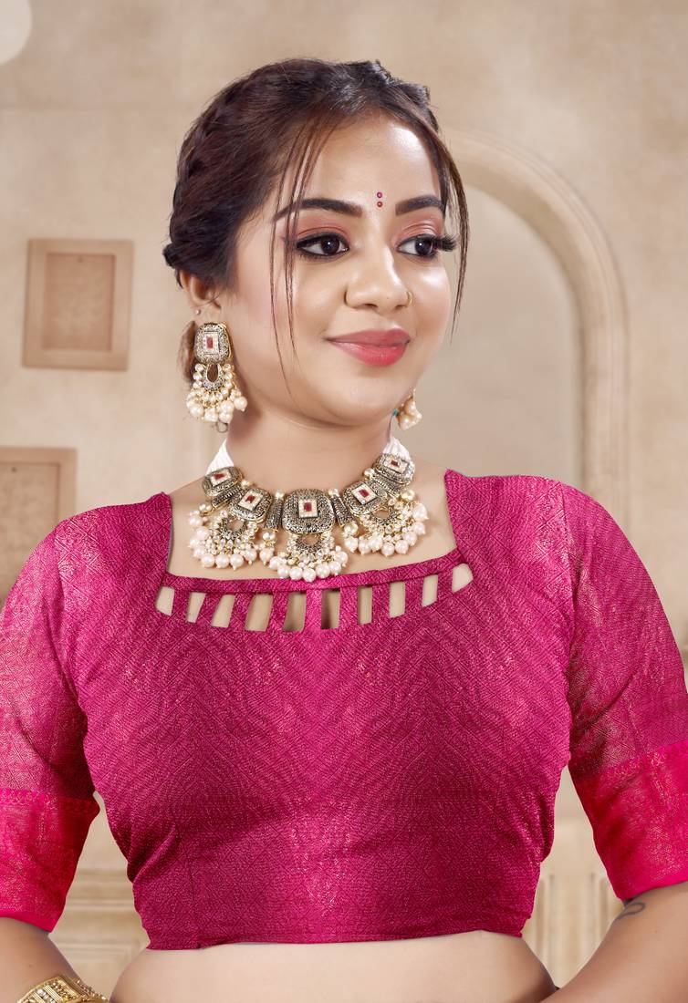 KORAMS DESIGN RAMA BANARASI SILK BLEND WOVEN ZARI SAREE WITH BLOUSE FOR WOMEN