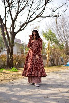 Women's maroon cotton silk digital printed designer kurti with palazzo 1
