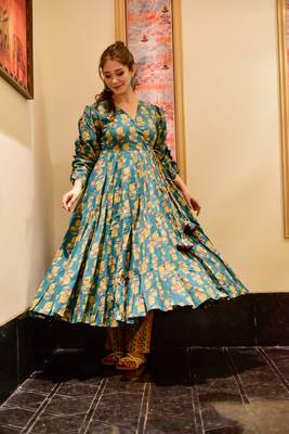 Women's teal cotton silk digital printed designer kurti with pant 2