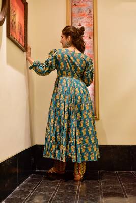 Women's teal cotton silk digital printed designer kurti with pant 3
