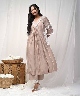Beige chanderi kurta set 1