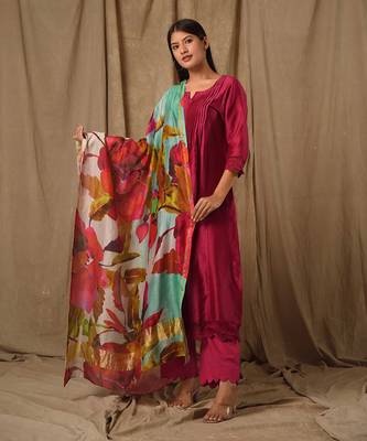 Deep magenta pintucks suit set 1