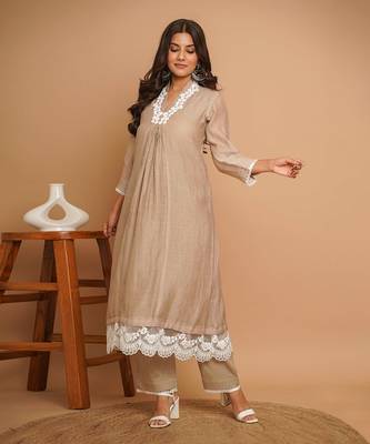 Beige lace kurta pant set 1