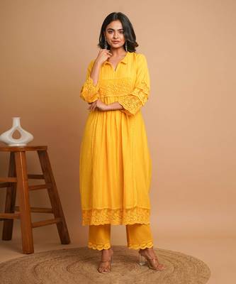 Yellow lace kurta pant set 1