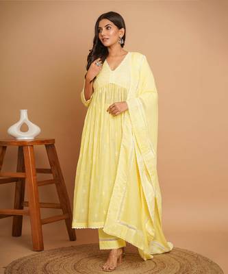 Light yellowemroidered kurta pant set 2