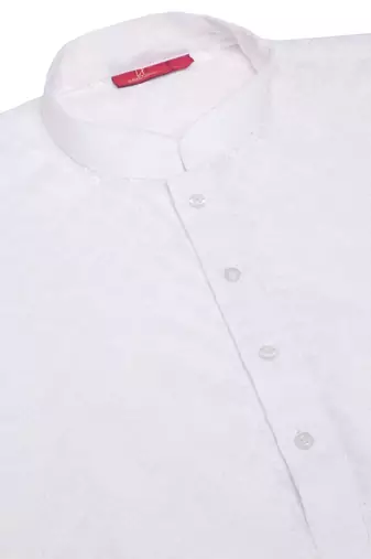 Men White Chikankari Cotton Kurta