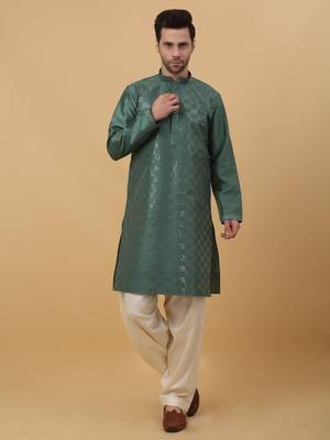 Men's Green Sequenced Cotton Silk Kurta With Salwar 1