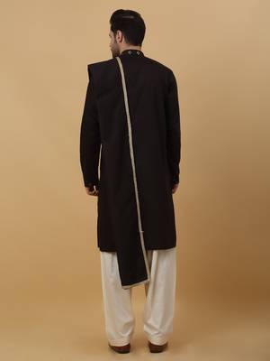 Men's Black Sequenced Embroidered Cotton Silk Kurta With Salwar and Dupatta 3