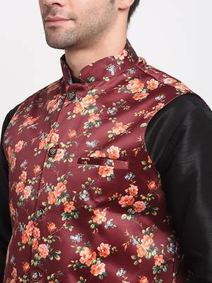 Men Black Kurta with Churidar & Maroon Satin Printed Nehru Jacket 2