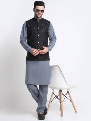 Men Cotton Grey Pathani Kurta & Salwar with Black Nehru Jacket 4