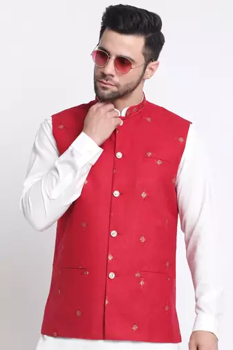Men Cotton White Pathani Kurta & Salwar with Red Jacket