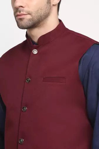 Men Cotton Solid Navy Blue Kurta Churidar With Maroon Twill Nehru Jacket Set