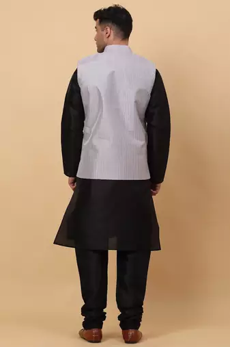 Men Black Kurta and Churidar with Grey sequence Striped Nehru Jacket