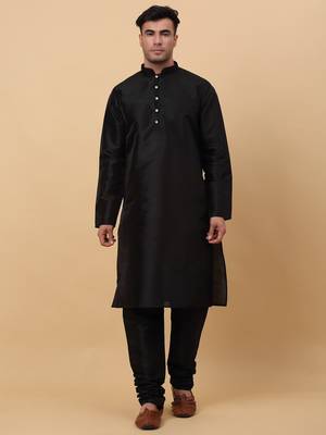 Men Black Kurta and Churidar with Grey sequence Striped Nehru Jacket 5